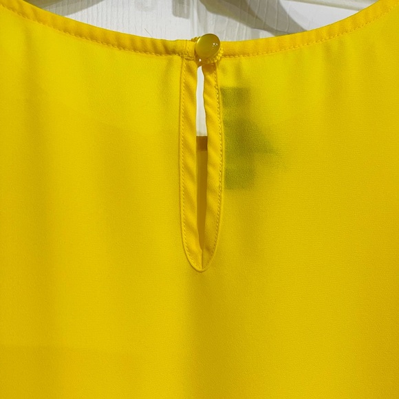 FREE w purch, NWOT, cold shoulder, yellow flutter summer blouse - Picture 12 of 13
